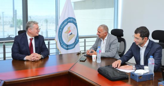 وزير البترول يبحث مع "السويدى إليكتريك" مستجدات مجمع الصناعات الفوسفاتية بالعين السخنة