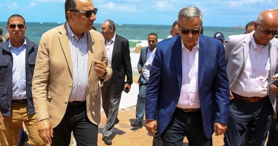 وزير قطاع الأعمال: تطوير المعمورة لتكون منطقة جذب سياحى واستثمارى.. صور