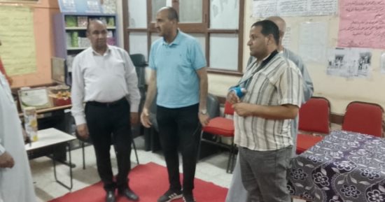 السكرتير العام المساعد لبنى سويف يتفقد المقار الانتخابية قبل انتخابات الشيوخ