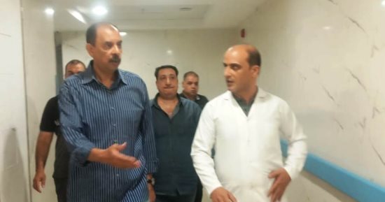 محافظ سوهاج يتفقد مستشفى طهطا ويوجه بحجز حالتين طارئتين بحضّانات الأطفال