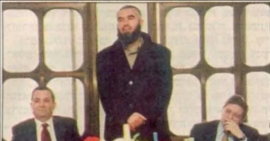 عميل للموساد و"كلب للشاباك".. فلسطينيون يفضحون رائد صلاح وكمال الخطيب