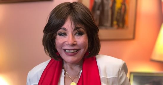 لبنى عبد العزيز: لا توجد أدوار مناسبة أظهر بها لجمهورى