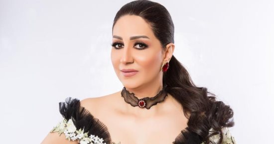 عيد ميلاد وفاء عامر.. من خشبة الجامعة إلى جوائز التكريم