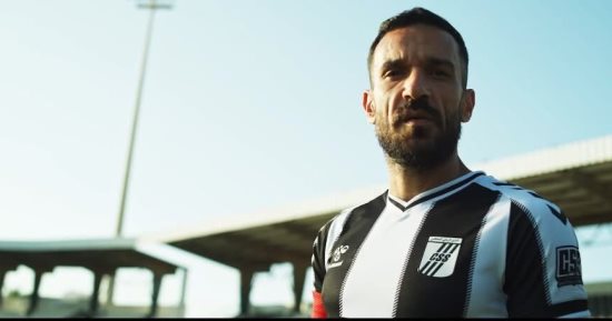 معلول يواصل تقديم الهدايا مع الصفاقسي