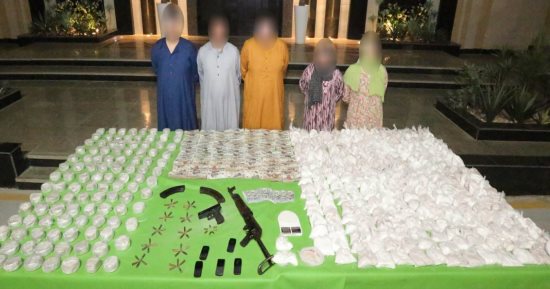 الداخلية تضبط عناصر إجرامية بحوزتهم هيروين بقيمة 38 مليون جنيه.. صور