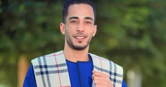 عمرو دياب نزله الأغنية على صفحته.. لقاء مع مطرب صعيدي تصدر التريند.. فيديو