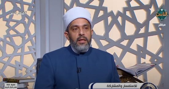 ما حكم الدعاء على من ظلمني في الصلاة؟.. أمين الفتوى يجيب