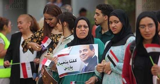 استمرار توافد الناخبين أمام لجان التصويت لانتخابات مجلس الشيوخ