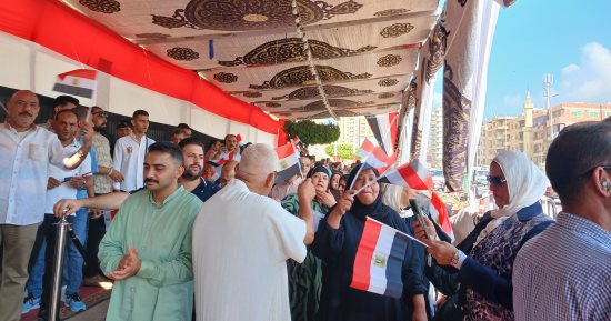 فتح لجان دائرة منشأة القناطر وبدء توافد الناخبين للمشاركة بانتخابات الشيوخ