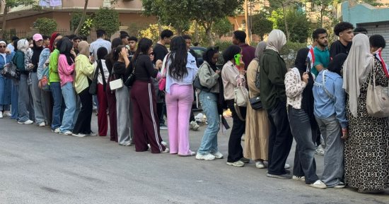 انتخابات مجلس النواب.. القانون يضع ضوابط صارمة لضمان نزاهة الدعاية وتكافؤ الفرص بين المرشحين.. سقف الإنفاق الدعائى بين 500 ألف جنيه للفردى و2.5 مليون جنيه للقائمة.. وحظر حصول المرشحين على تبرعات من جهات أجنبية