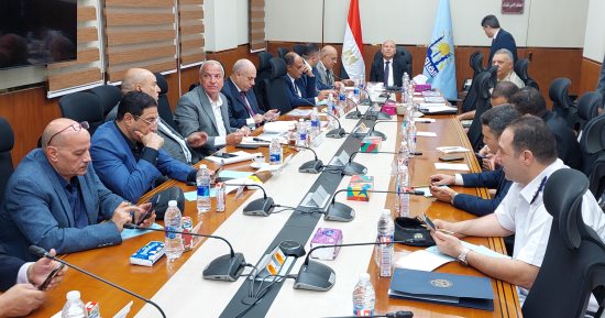 محافظ القاهرة: ربط غرفة العمليات المركزية بالجهات المعنية لمتابعة الانتخابات