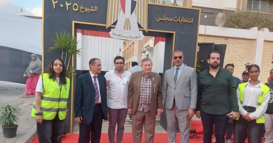 رئيس حزب المؤتمر يصوت فى انتخابات الشيوخ.. ويشيد بالمشاركة الإيجابية للمواطنين