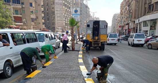 محافظة الجيزة تنفذ حملة نظافة وتجميل موسعة بشارع فيصل.. صور