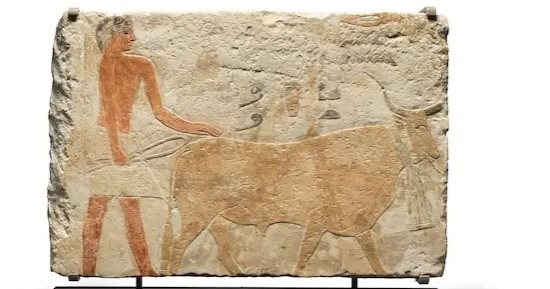 بيع جدارية مصرية قديمة فى مزاد عالمى.. اعرف الثمن