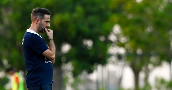 فيريرا يعود من بلجيكا الخميس لقيادة الزمالك استعدادا لمواجهة المصرى