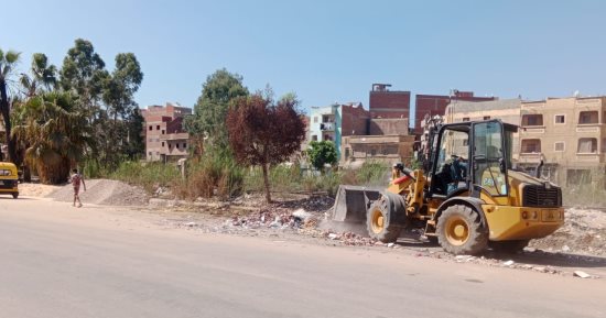 رفع 2023 طن قمامة وتحرير 102محضراً تموينياً متنوعاً بكفر الشيخ