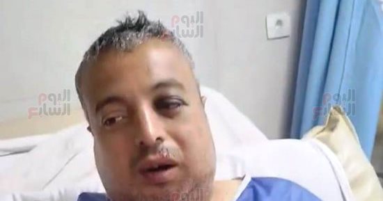 شهاب بتاع الجيزة.. بطل أنقذ فتاة من الموت.. ضحى بنفسه لحمايتها من السقوط من الطابق الـ11 بعد محاصرة النيران لها.. ويؤكد: حسيت إنها بنتى وكان لازم أنقذها وفقدت الوعى.. وشقيقه ينتظر إجراء عمليات جراحية.. صور