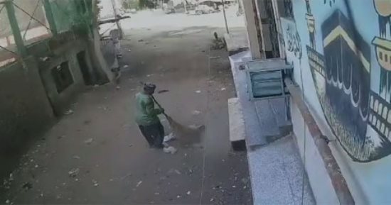 وفاة عامل نظافة فى الزقازيق أثناء العمل