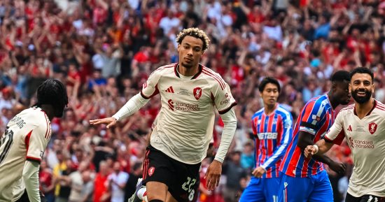 ليفربول يتفوق على كريستال بالاس 2-1 فى شوط أول بمشاركة محمد صلاح.. فيديو