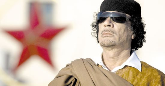 سعيد الشحات يكتب: ذات يوم.. 10 أغسطس 1990.. «القذافى» يغضب من «مبارك» ويصرخ فى القمة العربية حول غزو العراق للكويت: لماذا تلجأون للأمريكان لحمايتكم؟ لماذا لا تختصرون الطريق وتطلبون ذلك من إسرائيل؟ 