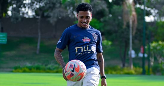البرازيلي خوان ألفينا يترقب الظهور الأول مع الزمالك