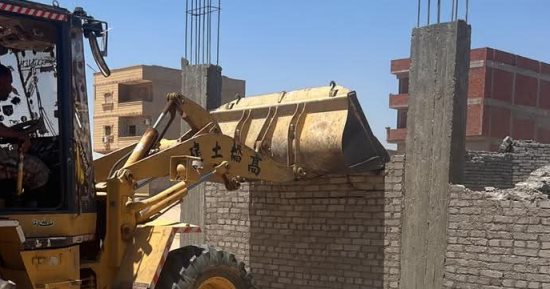 إزالة 4 مبانٍ فى المهد داخل منطقة الفيروز الجديدة بمدينة طور سيناء