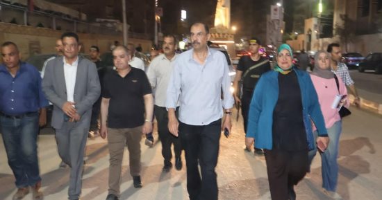 محافظ سوهاج يتفقد أعمال رصف 5 شوارع بحي شرق بتكلفة 3.5 مليون جنيه