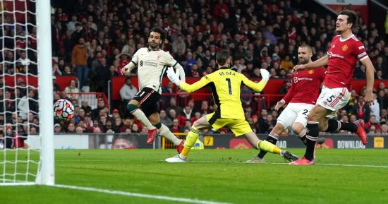 ليفربول ضد مان يونايتد.. الشياطين الحمر يتفوقون تاريخيًا على الريدز
