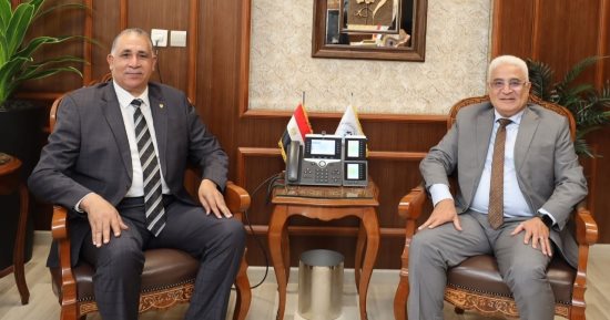 نقيب المحامين يلتقى رئيس القومية للتأمين الاجتماعى لبحث سبل تيسير الإجراءات