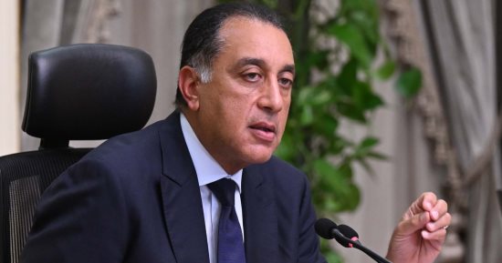 رئيس الوزراء يفتتح مصنع تشينج شان للمواسير الصلب والأثاث المعدنى