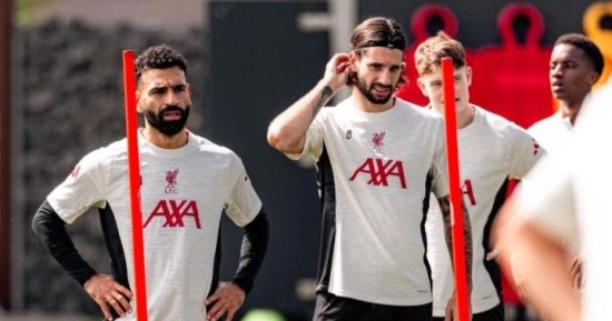 محمد صلاح.. تركيز وإصرار وتفاؤل فى ليفربول قبل ضربة بداية البريميرليج.. صور