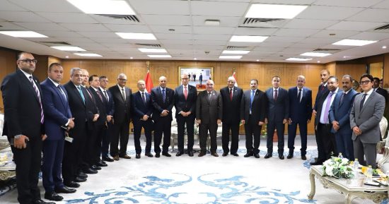 رئيس مجلس القضاء الأعلى يقدم التهنئة لرئيس هيئة قضايا الدولة بمناسبة منصبه الجديد
