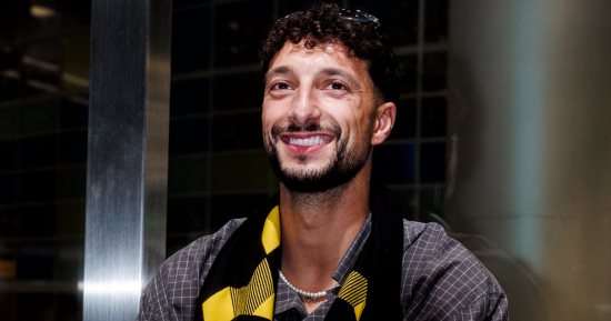 كولومبوس كرو يعلن وصول وسام أبو علي إلى أمريكا.. صور