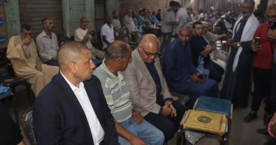 محافظ القليوبية يقدم واجب العزاء لأسر ضحايا حريق القناطر الخيرية