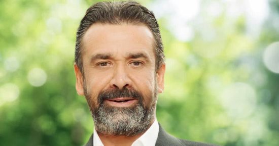 كريم عبد العزيز: همس الجنون لنجيب محفوظ يضم قصصًا استثنائية