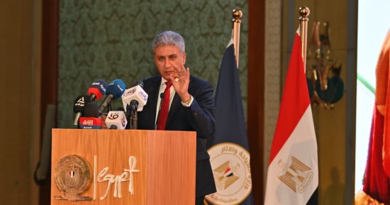 وزير السياحة يطلق حملة ترويجية لإبراز القيم والسلوكيات الإيجابية للشعب المصري