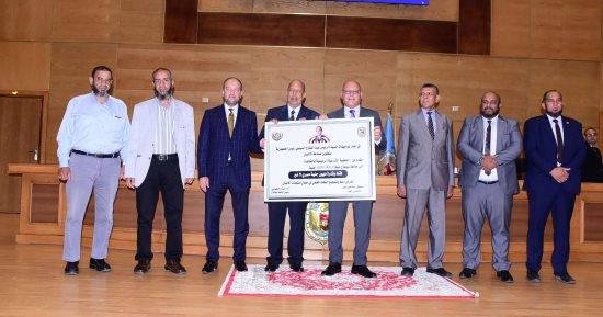جامعة سوهاج تبدأ تنفيذ مشروعات بحثية بمجال صناعة الألبان بدعم مليون جنيه