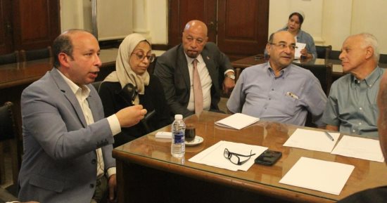 كلية طب القصر العيني تبحث استراتيجية زراعة الأعضاء وتضع توصيات تنفيذية شاملة
