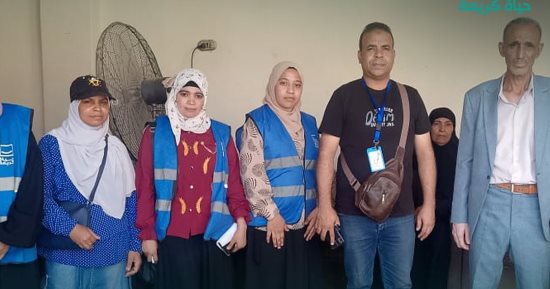 قافلة طبية شاملة لحياة كريمة بالتعاون مع جامعة جنوب الوادى بقرية المراشدة بقنا