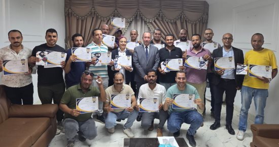 النقل تختتم تدريب الدفعة الأولى من السائقين ضمن "سائق واعٍ .. لطريق آمن"