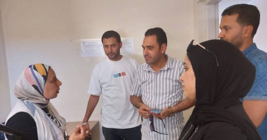 وكيل صحة الإسماعيلية تفاجئ وحدة طب أسرة الشهيد خيرى وتحيل المقصرين للتحقيق