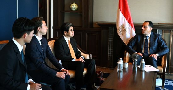 رئيس الوزراء يلتقى محافظ بنك اليابان للتعاون الدولى