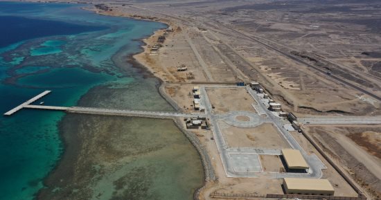 وزارة النقل تنشئ ميناء الصيادين بسفاجا.. صور