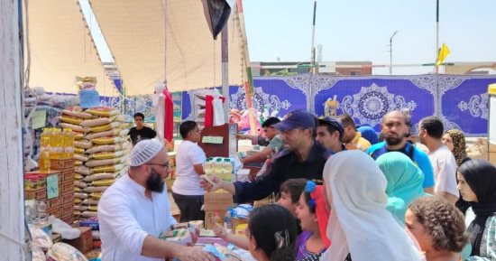 إقبال كبير على سوق اليوم الواحد فى أبو صوير بالإسماعيلية.. فيديو