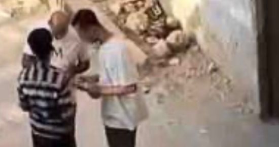 الداخلية تضبط ديلر الآيس فى شوارع المطرية