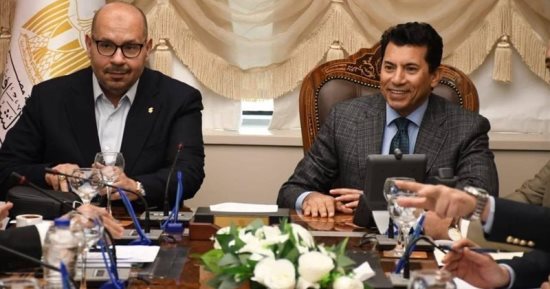 اتحاد السباحة يشكر وزير الرياضة لتسهيل سفر بعثة ألعاب الماء للمغرب