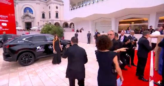 بدء افتتاح مهرجان فينيسيا السينمائى.. صور