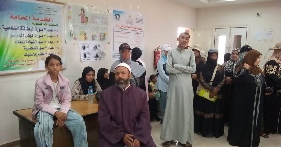 المجلس القومي للمرأة بالإسماعيلية ينظم جلسات دوار لتوعية السيدات بقرية الأبطال
