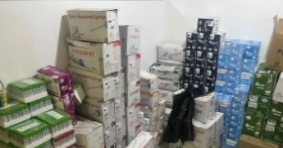 ضبط مليونى قطعة مستلزمات طبية مجهولة المصدر في مخزن غير مرخص بالقاهرة