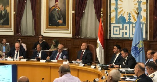 محافظ القاهرة يوجه بتقديم تسهيلات للمواطنين لاستكمال ملف التصالح